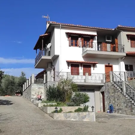 Gorgeous 3 Bedrooms In Pilio Kato Gatzea