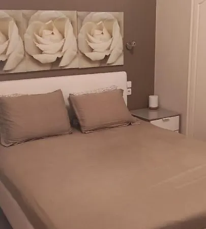Gorgeous 3 Bedrooms In Pilio Apartment
